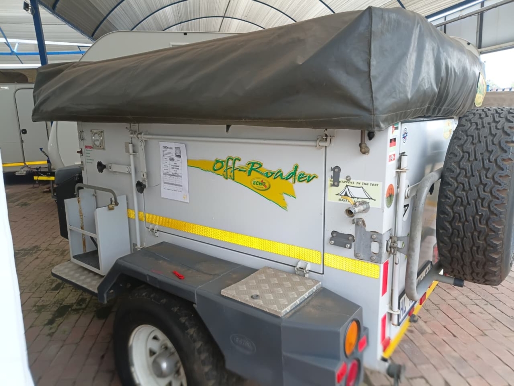 2006 Echo trailer